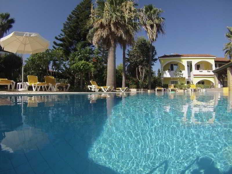 Lemon Garden Hotel Vasilikí Kültér fotó